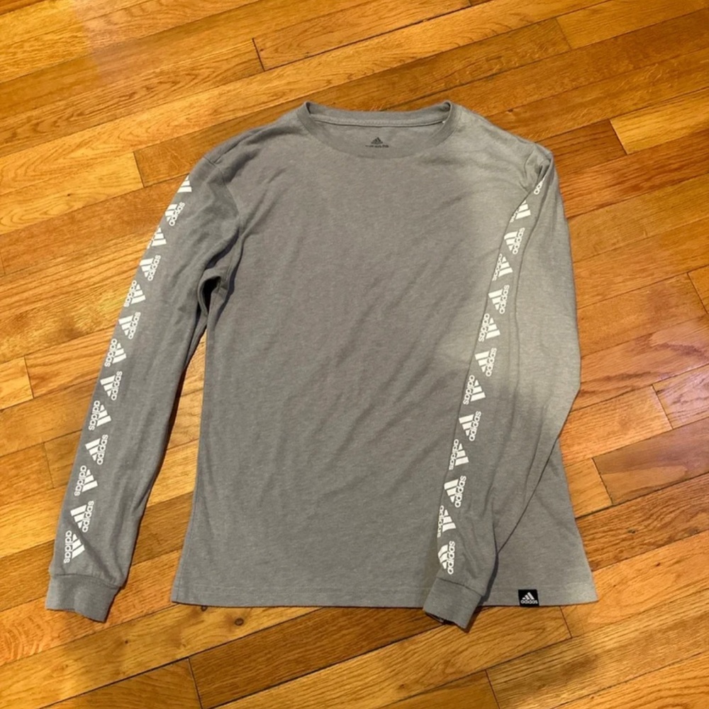 Adidas gray‎ long sleeve t-shirt; size small
